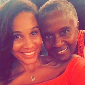 Meet your Posher, Devin